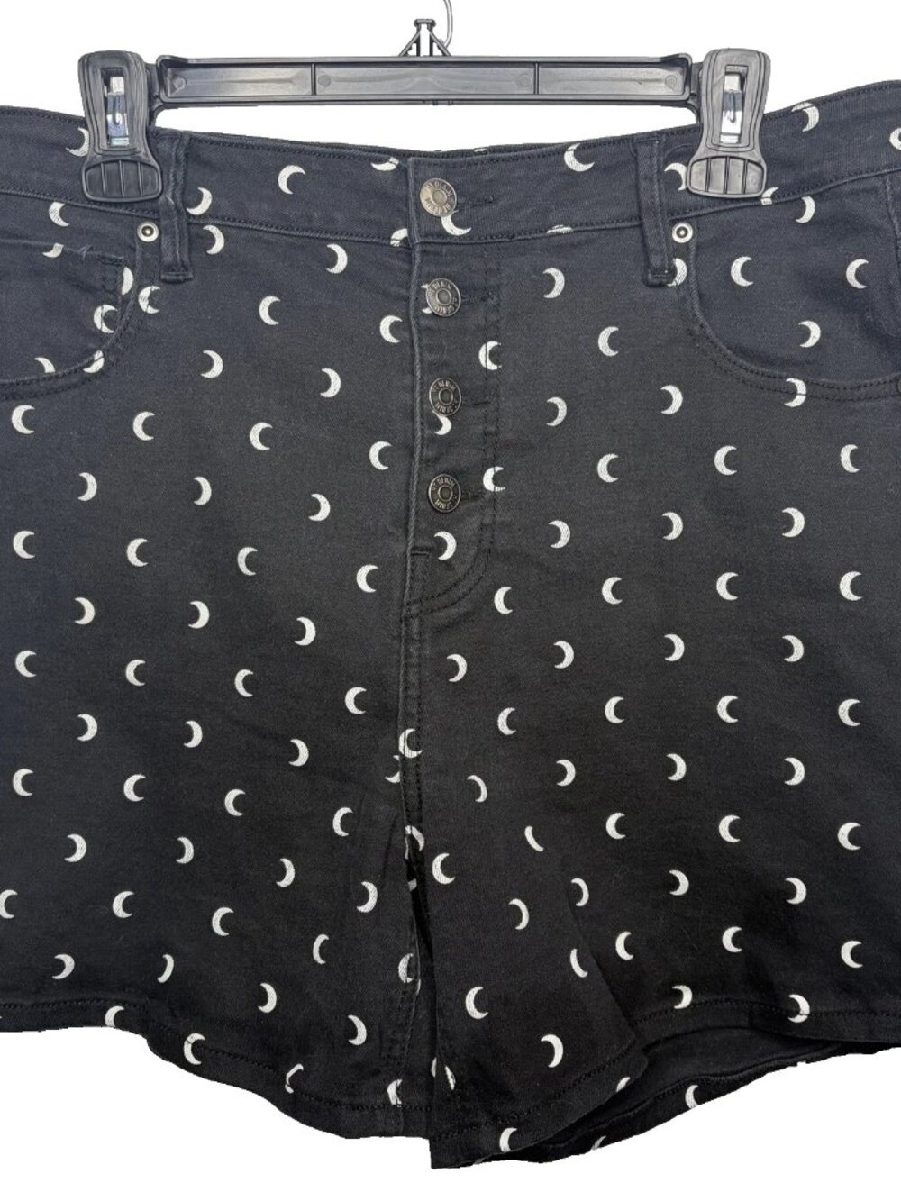 Hot Topic Black Denim Crescent Moon Shorts Sz 13 Jrs Ultra Hi Rise Button Front
